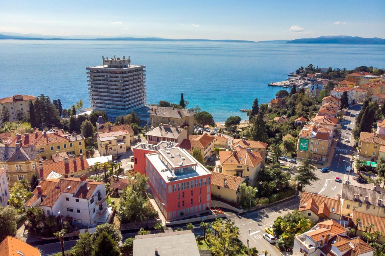 Abau Residence Apartment- 50M To The Sea Opatija Buitenkant foto
