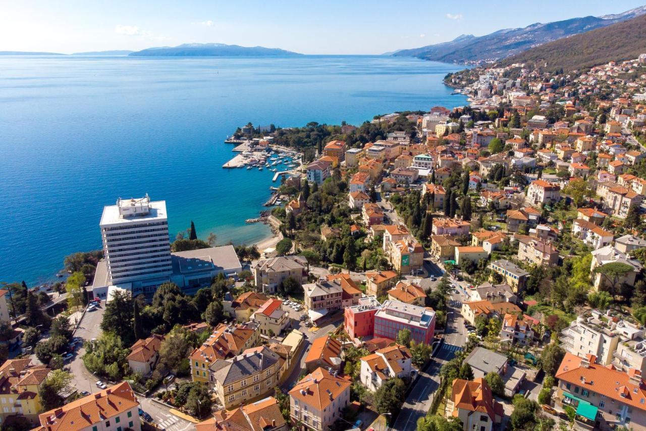 Abau Residence Apartment- 50M To The Sea Opatija Buitenkant foto